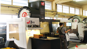 Nakmash- 97 commissioning new milling machine Haas VF-3YT/50